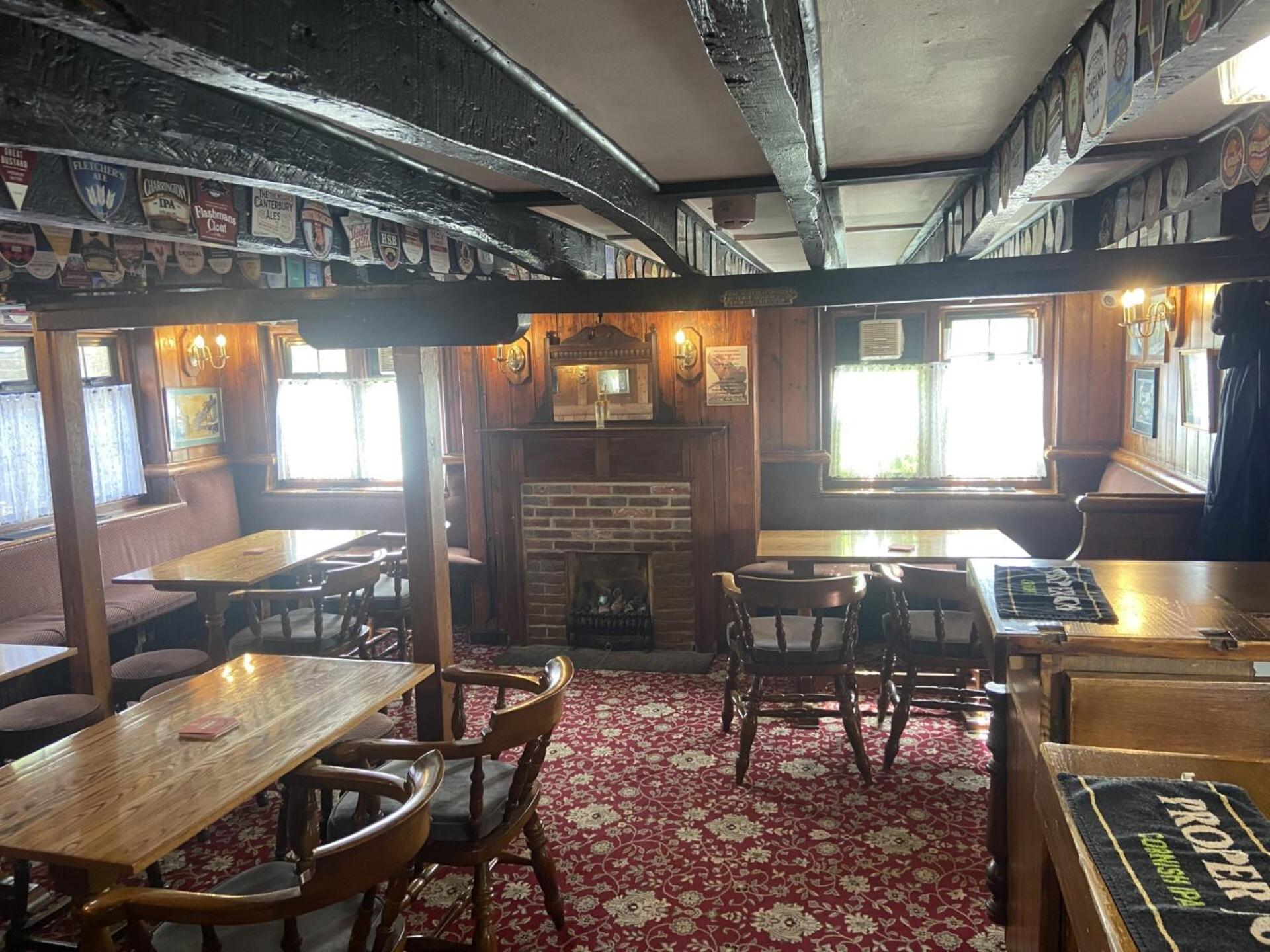 The Jolly Drayman Pub And Hotel Gravesend Eksteriør billede